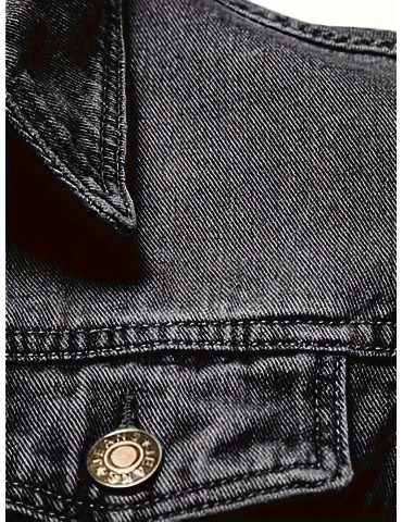 Stylish Men's Denim Jacket - Button Up Streetwear for Casual Comfort